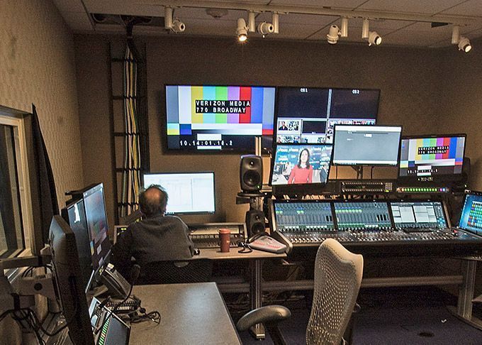 Broadway Verizon Media 2 1CE