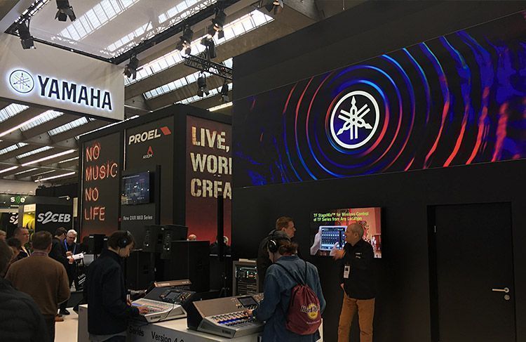 Yamaha 1
