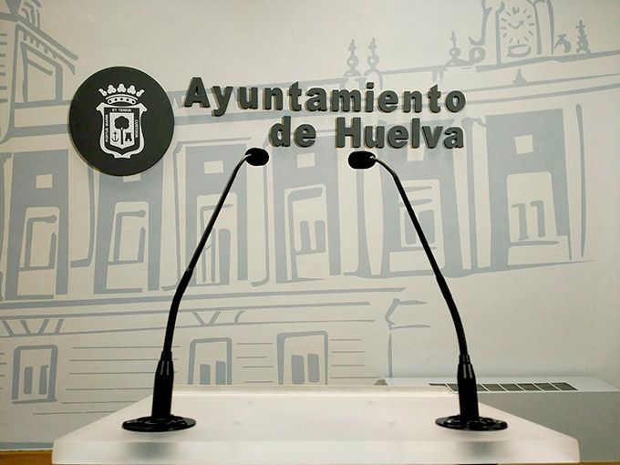 Ayuntamiento Huelva mic HI