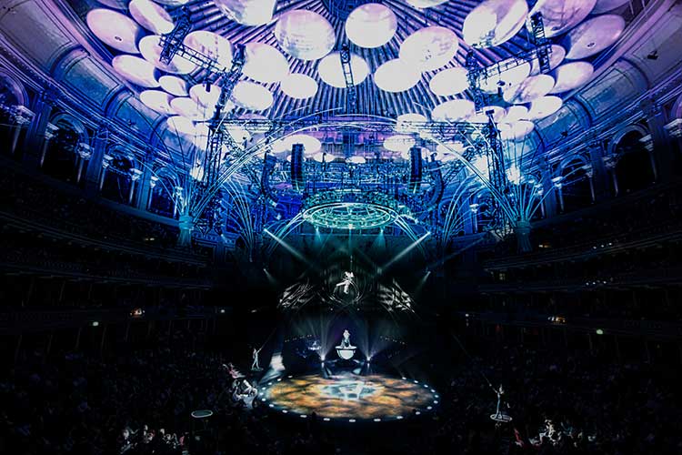 Cirque du Soliel 1hi