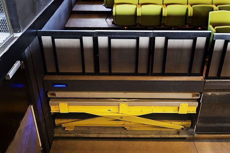 Serapid 2 Wyly theatre scissor lifts HIGH